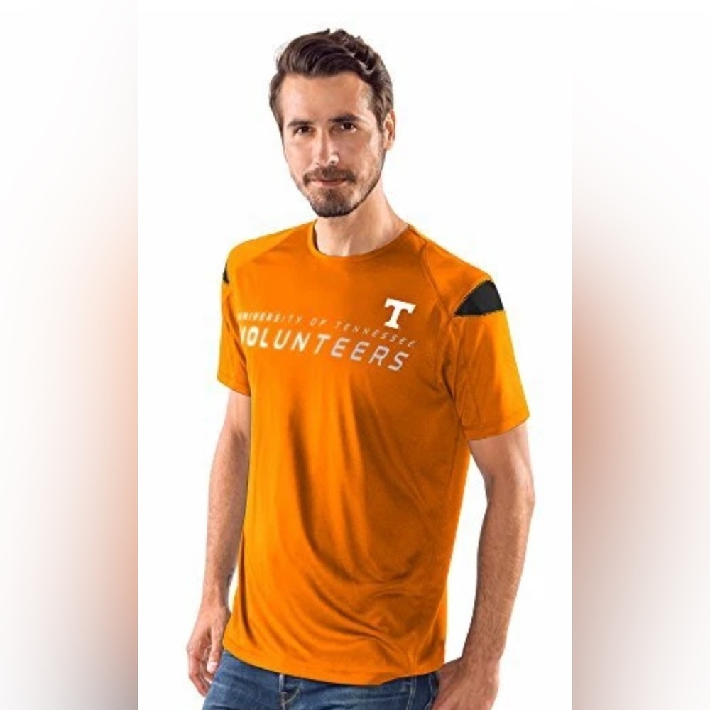 NWT [G-III] Tennessee Volunteers NCAA Short Sleeve Performance Shirt Men’s Sz M